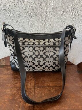 COACH Y2K large Classic hobo buckle monogram bag, style 13013, made in 2008